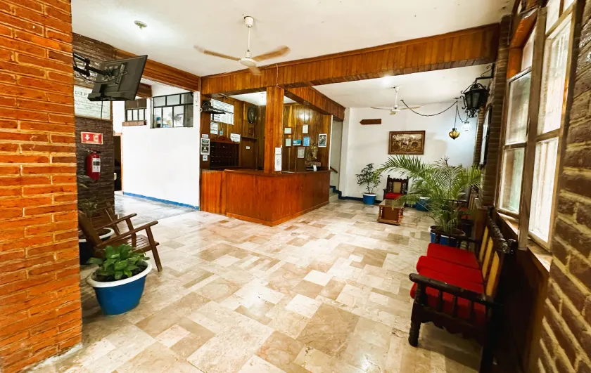 Hotel Oviedo - Image 1