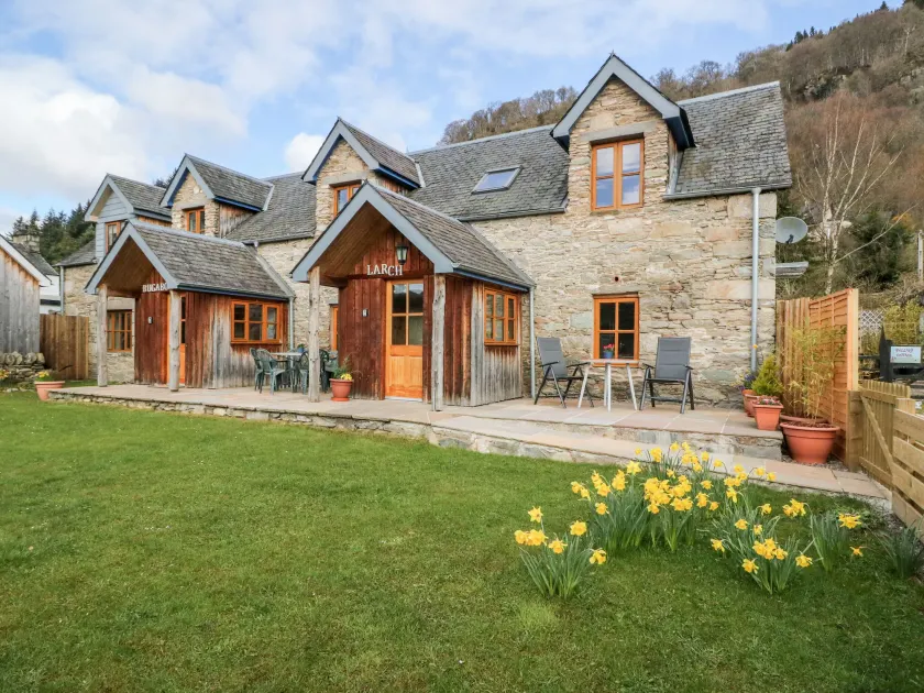 Larch Cottage - Image 1