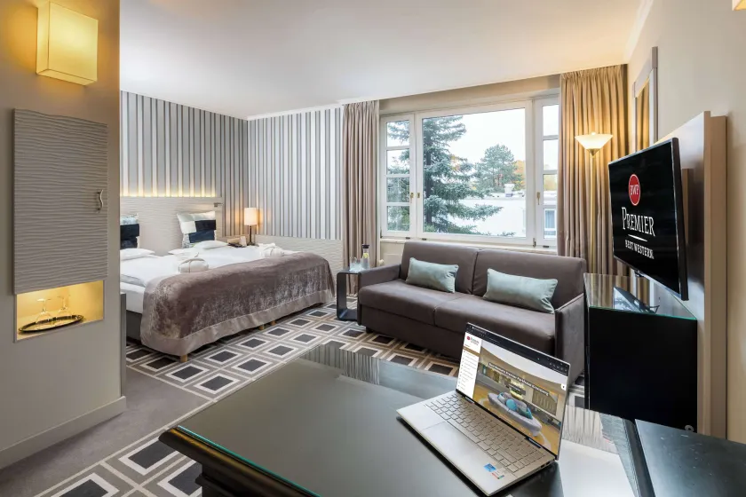 Best Western Premier Parkhotel Kronsberg - Image 1