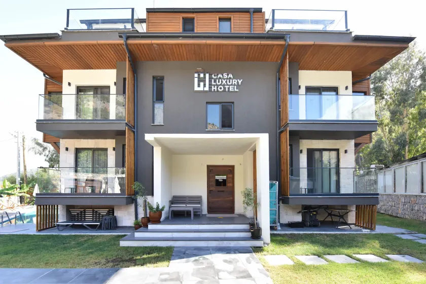 Casa Luxury Hotel - Image 1