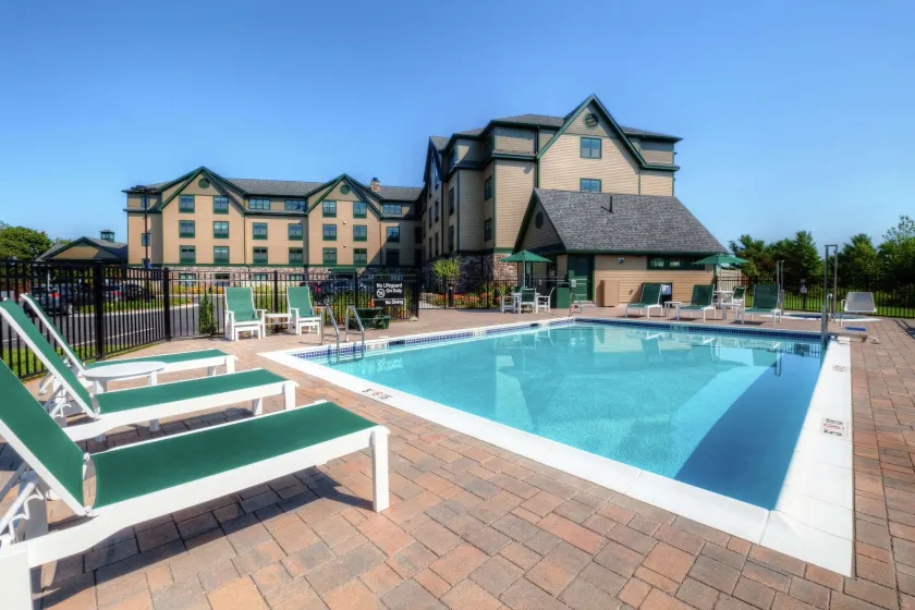 Hampton by Hilton Bar Harbor - Image 1