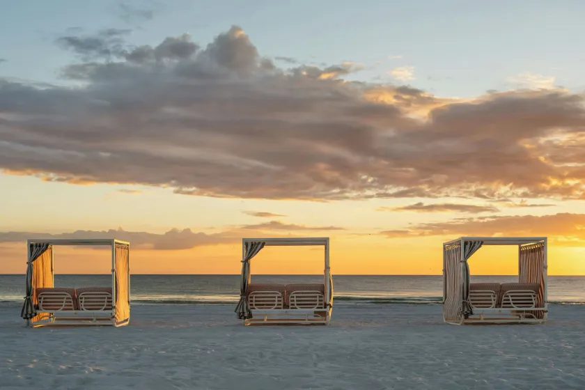 The Luce, St. Pete Beach, a Tribute Portfolio Hotel - Image 1