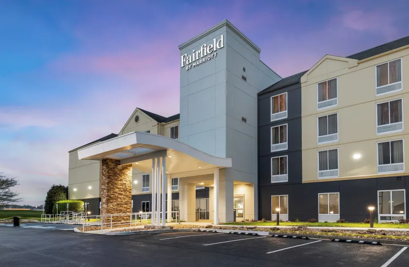 Fairfield Inn by Marriott Evansville West - Image 1