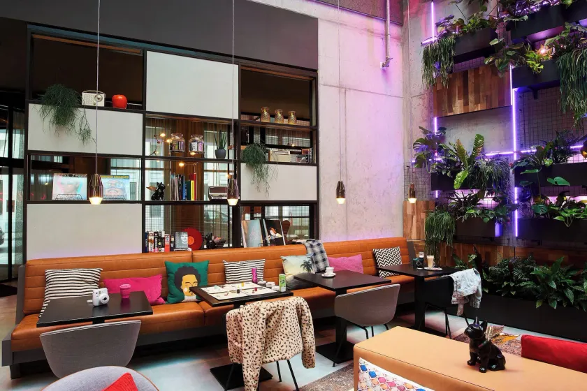 Moxy Brussels City Center - Image 1