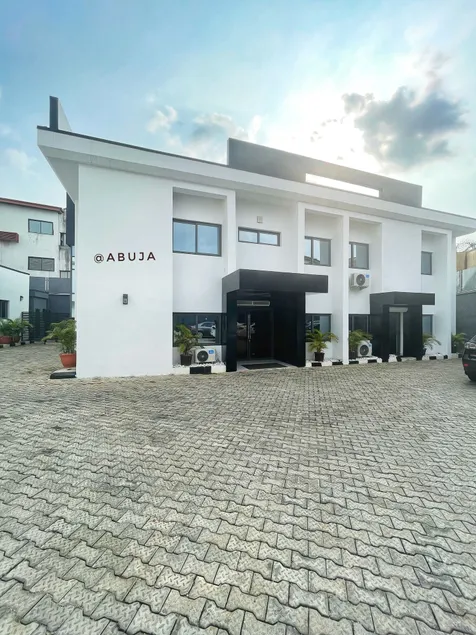 PLUSH HOTEL - Image 1