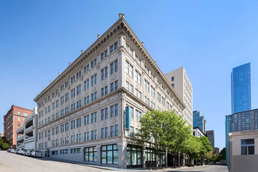 Homewood Suites by Hilton Nashville-Downtown - Image 1