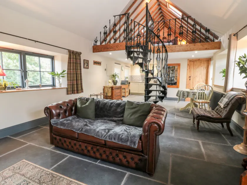 Stable Cottage - Image 1