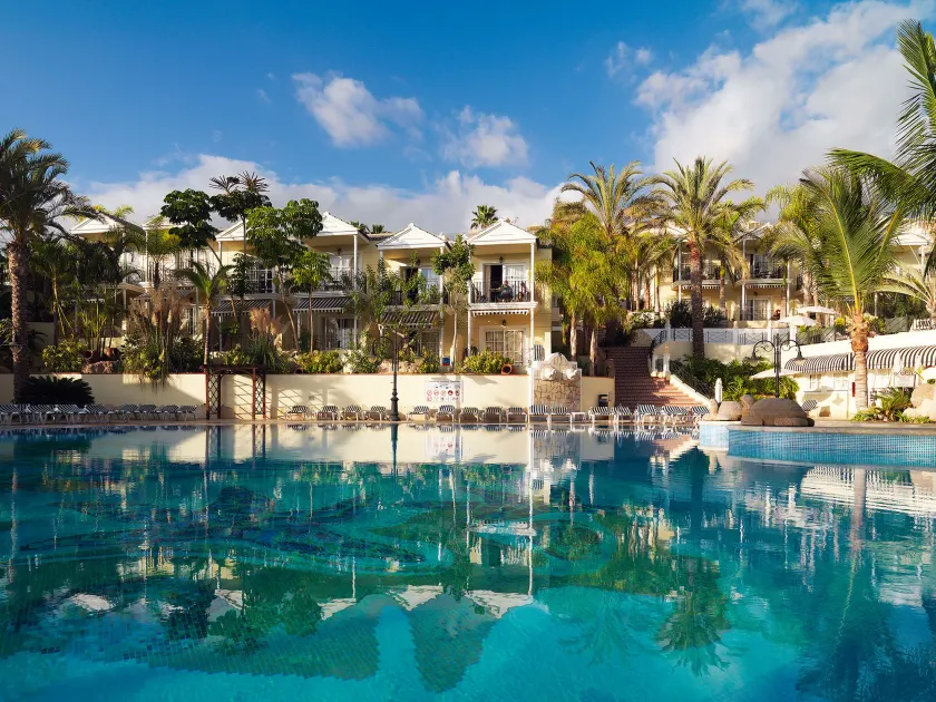 Gran Oasis Resort - Image 1