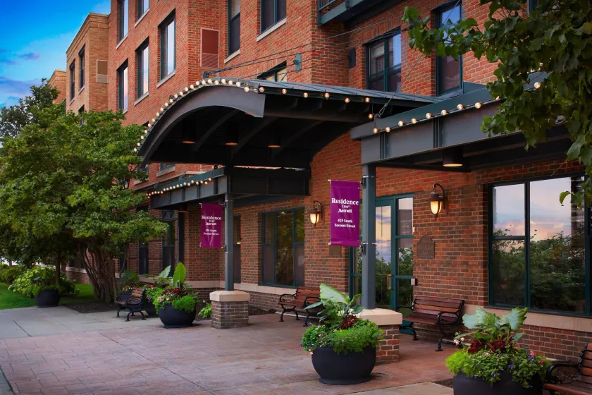 Residence Inn Minneapolis Downtown at The Depot - Image 1