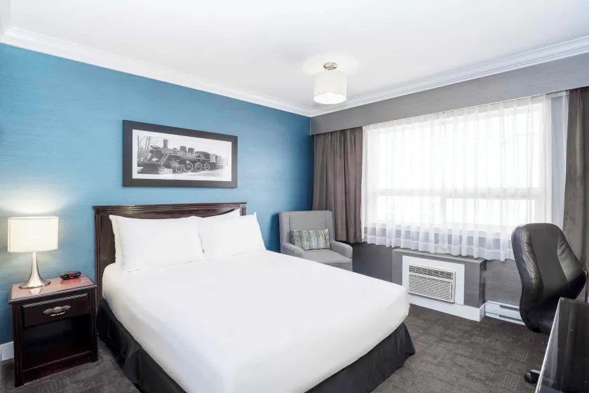 Sandman Hotel & Suites Prince George - Image 1