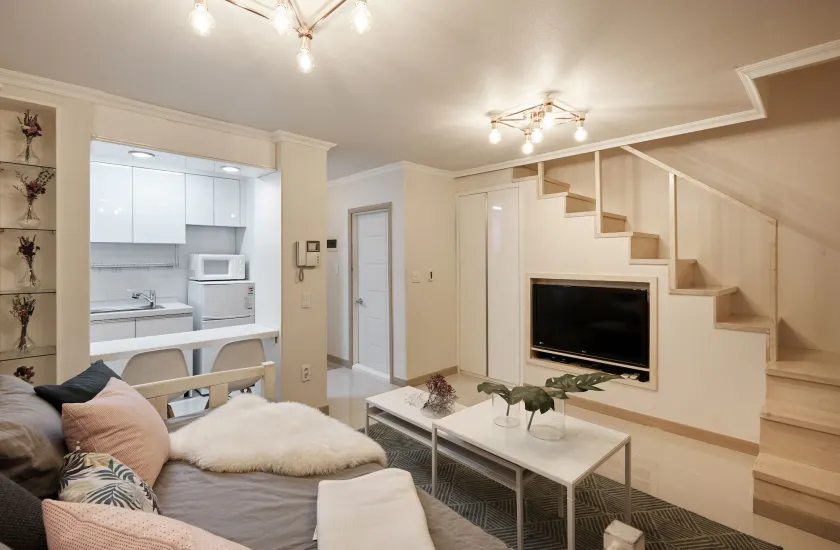 Tribear House 2 - Image 1