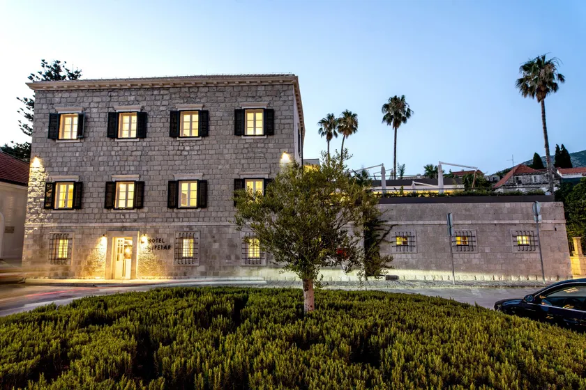 Hotel Supetar - Image 1