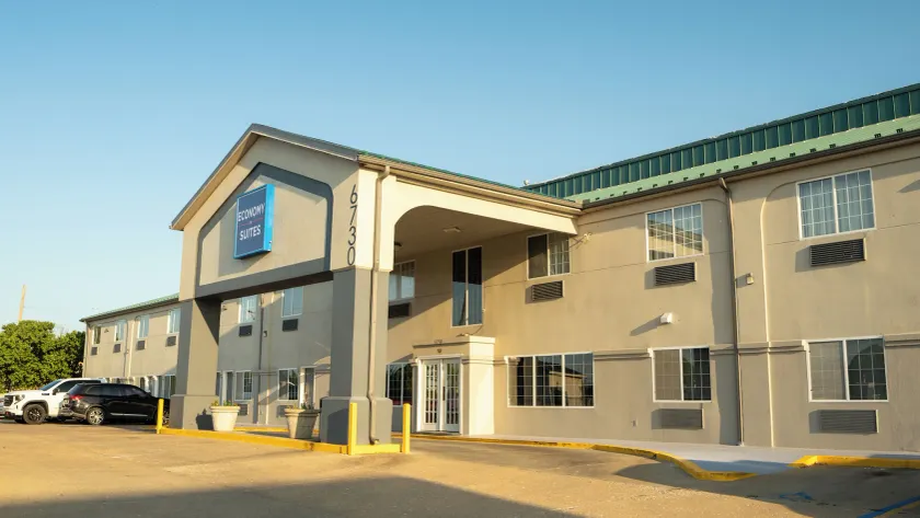 Economy Suites - Tulsa Airport - Image 1