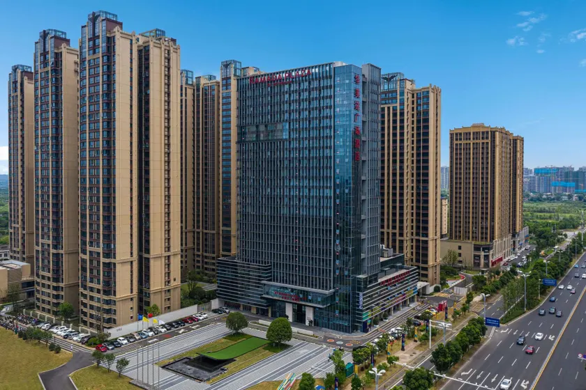 Ramada Plaza by Wyndham Xiangtan Wanlou - Image 1