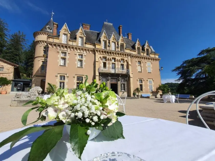 Chateau d'Urbilhac - Image 1