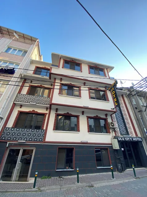 Ulu City Hotel - Image 1