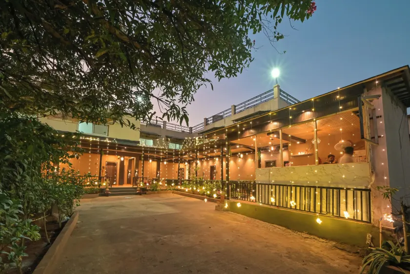 Khandala Valley Retreat - Image 1
