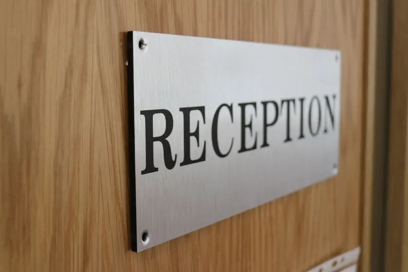 Oscar Lodge - Recepción