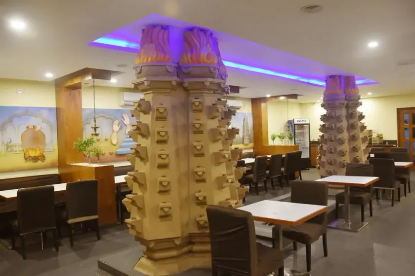 Hotel Sai Shubham - Image 1