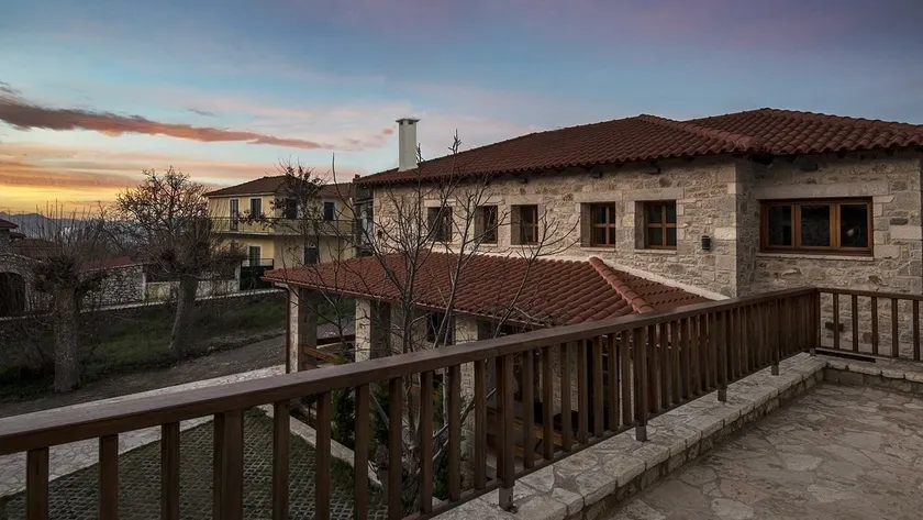 Elafos Spa Hotel - Image 1