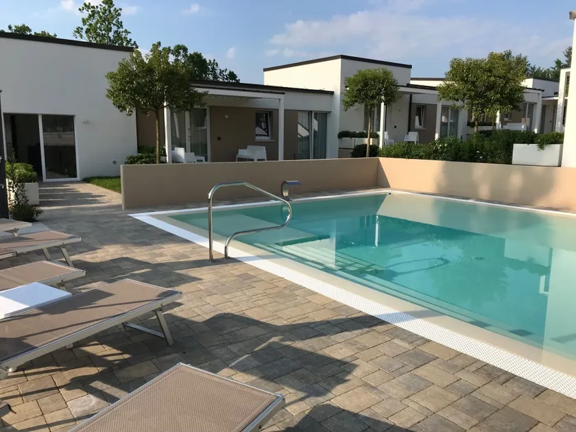 Aurora ApartHotel - Image 1