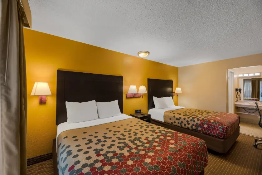 Rodeway Inn Flagstaff-Downtown - Image 1