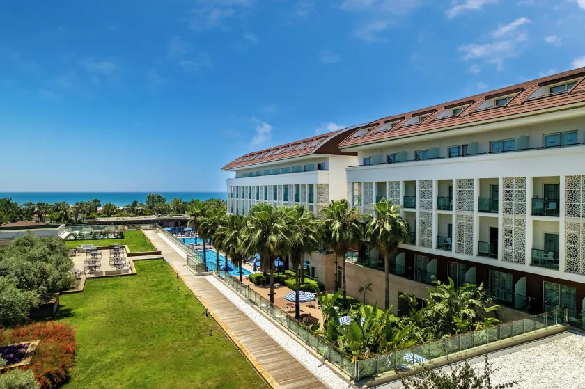 Trendy Verbena Beach - Image 1