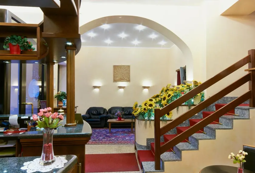 Hotel Pavone - Lobby