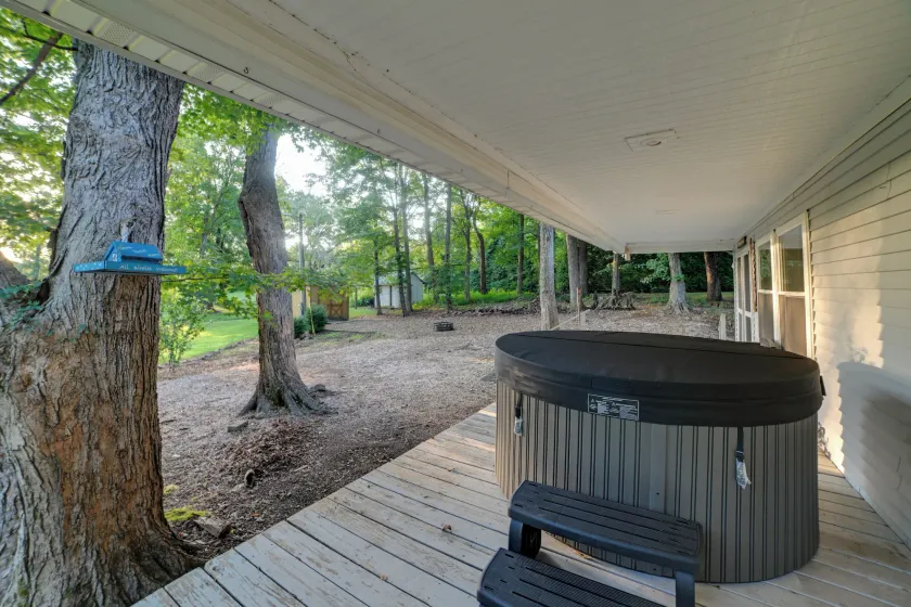 Fall Foliage & Hot Tub Nights: Shawnee Cabin - Image 1