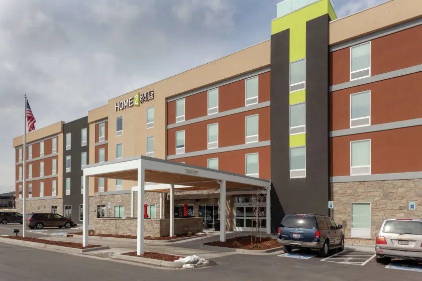 Home2 Suites by Hilton Denver South/Centennial Airport - Image 1