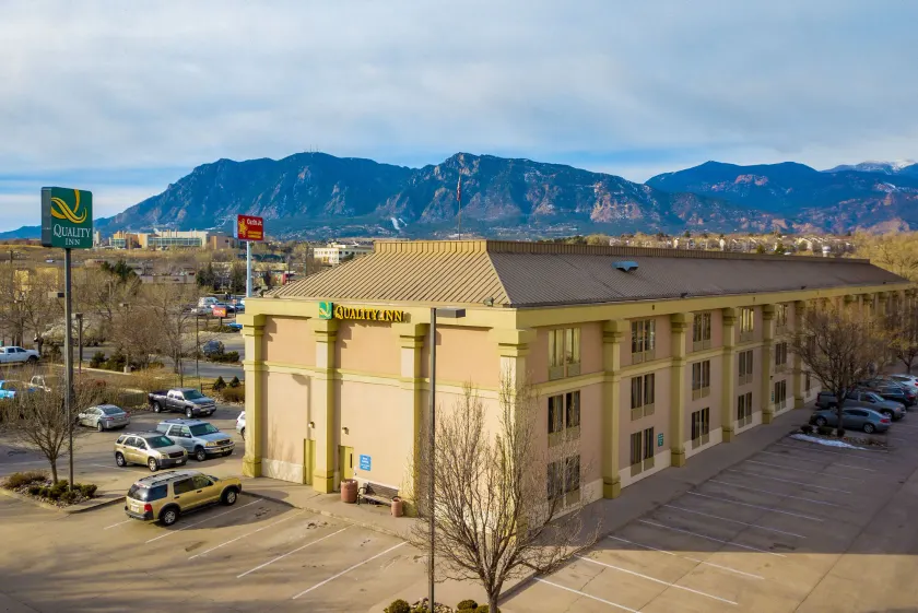 Quality Inn Colorado Springs South - Image 1