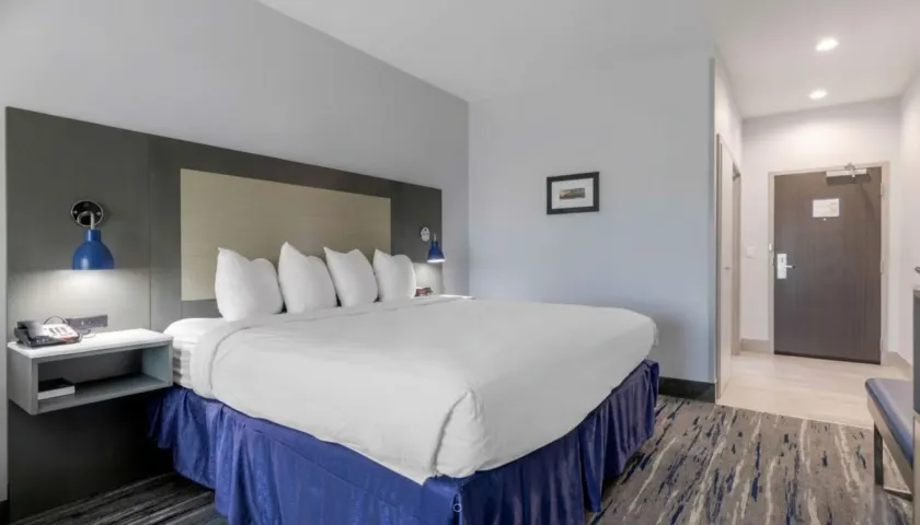 Holiday Inn Express & Suites Choctaw - Oklahoma City East by IHG - Værelse