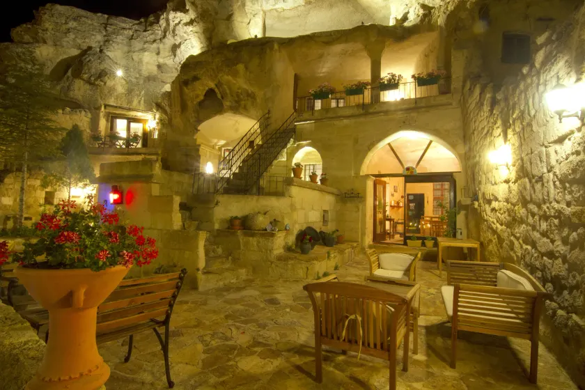 4 Oda Cave House - Special Class - Image 1