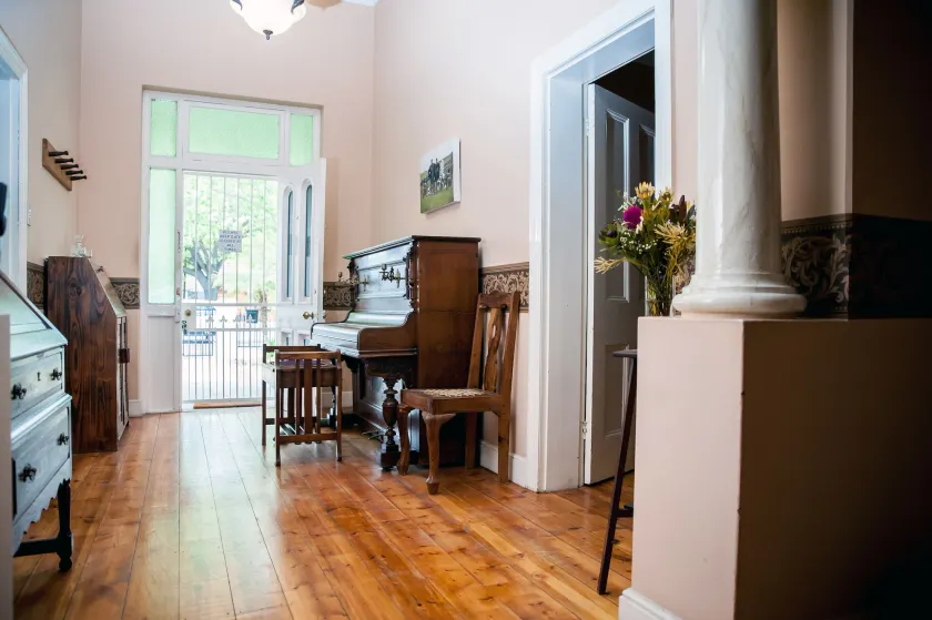 Petal's Place - Image 1