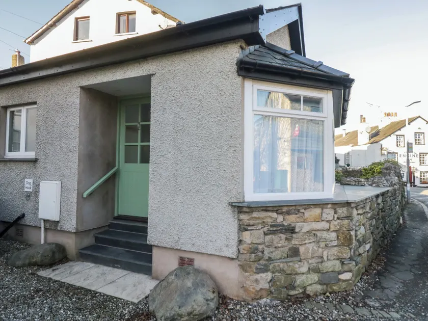 Drapers Cottage - Image 1