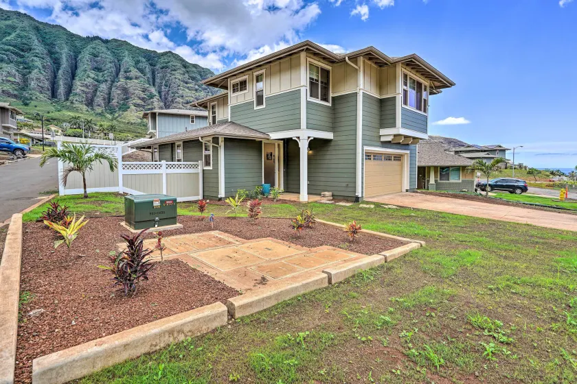 Modern Waianae Home w/ Mountain & Valley View - Image 1