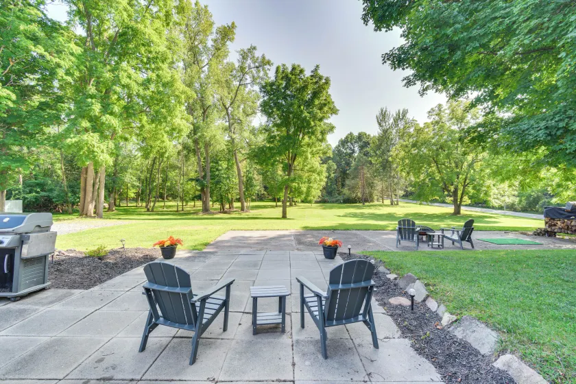 Near Trails + Wineries: Victor Getaway w/ Fire Pit - Image 1