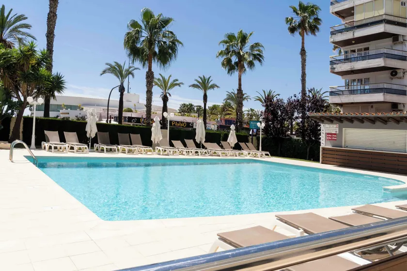 Hotel Planas - Image 1