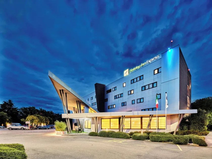 Holiday Inn Express Milan-Malpensa Airport by IHG - Image 1