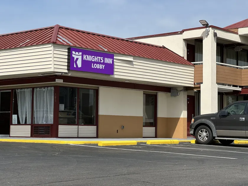 Knights Inn Ashland - Image 1