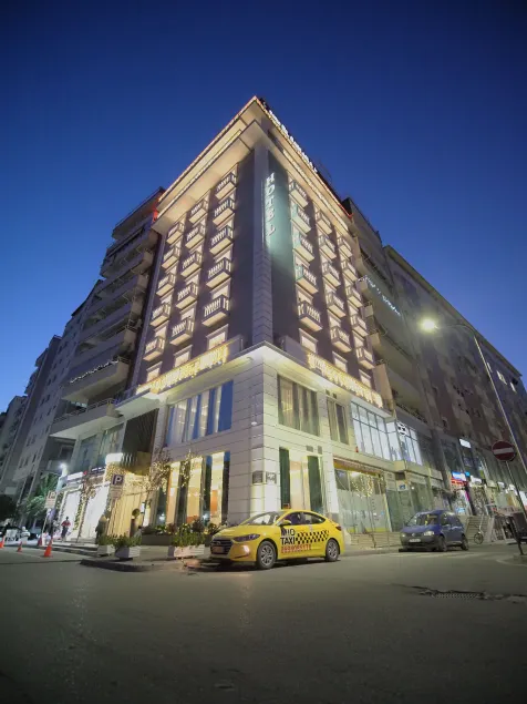 Light Hotel - Image 1