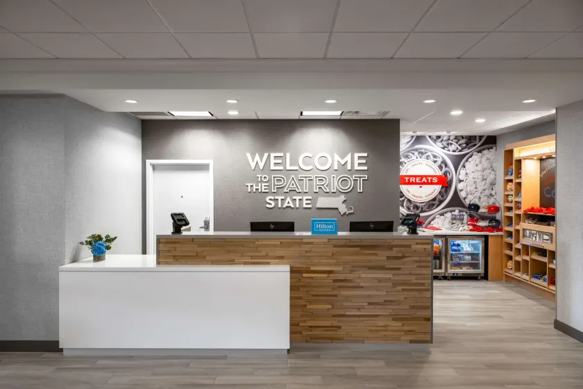 Hampton Inn & Suites Cape Cod-West Yarmouth - Image 1