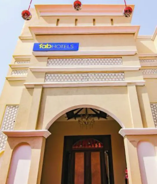 FabHotel Royal Mapple - Image 1
