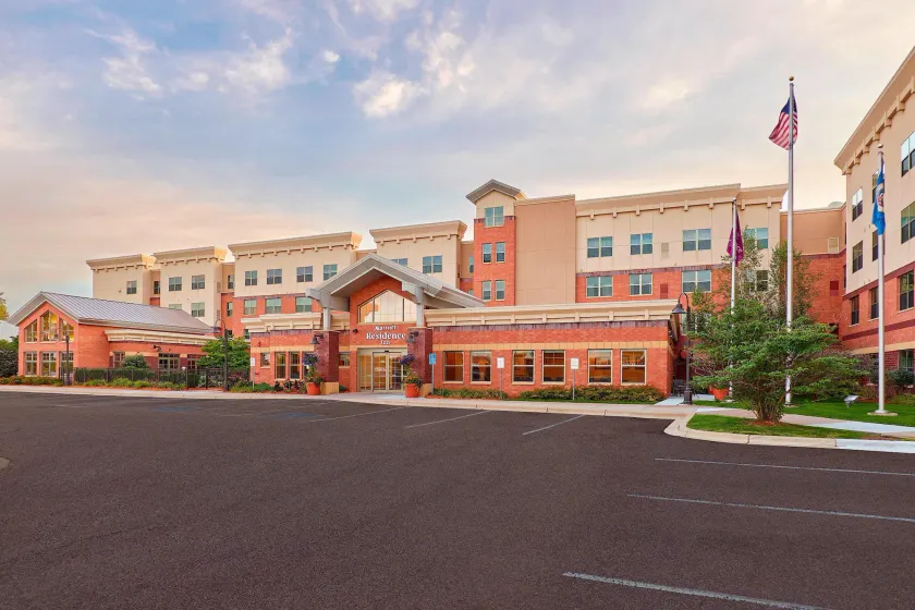 Residence Inn Minneapolis Plymouth - Image 1