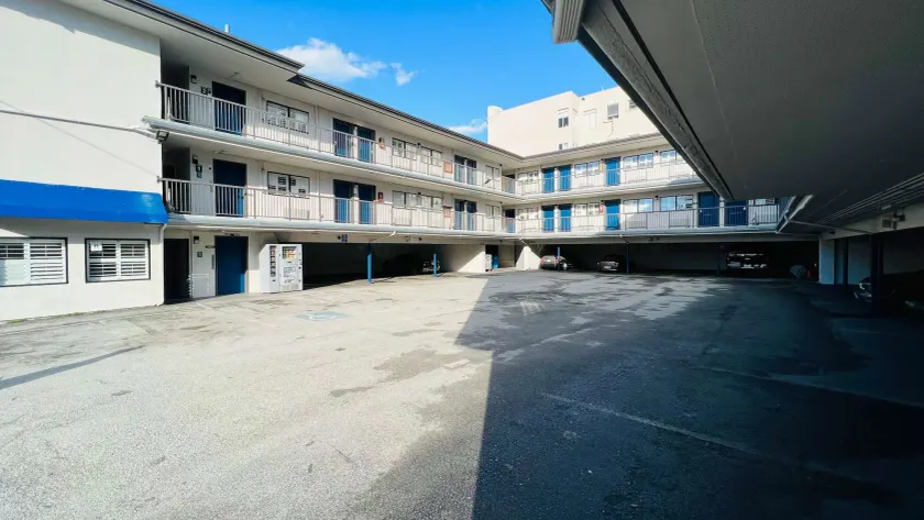 Motel 6 San Francisco CA Fisherman"s Wharf - Image 1