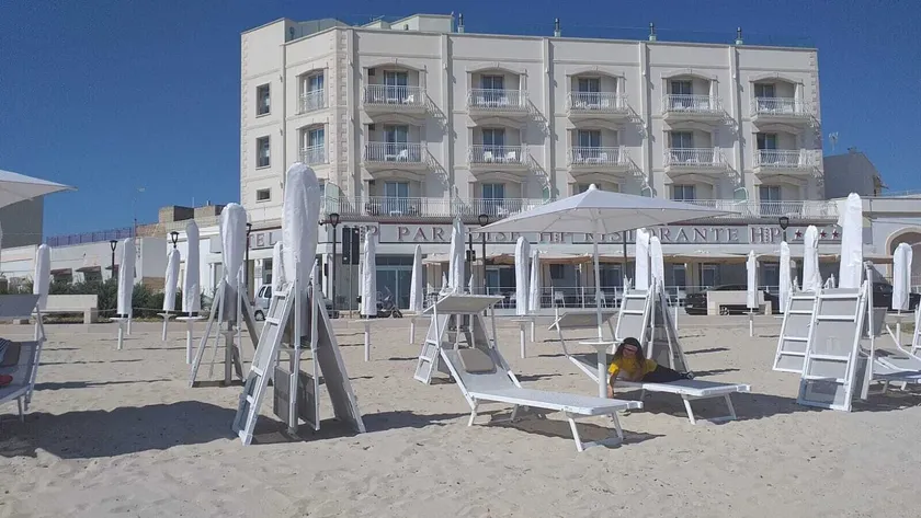 HOTEL GRAN PARADISE - Image 1
