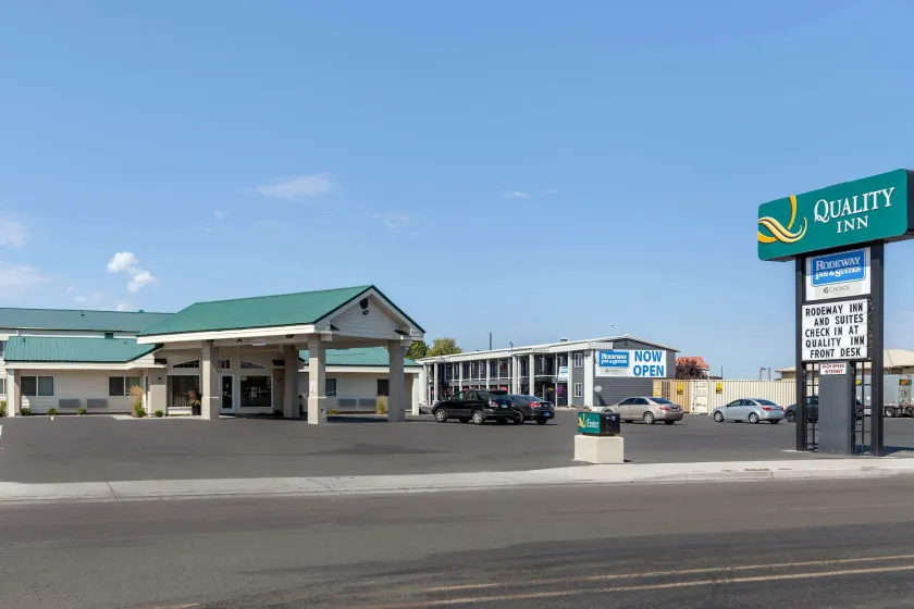 Rodeway Inn & Suites Ontario - Image 1