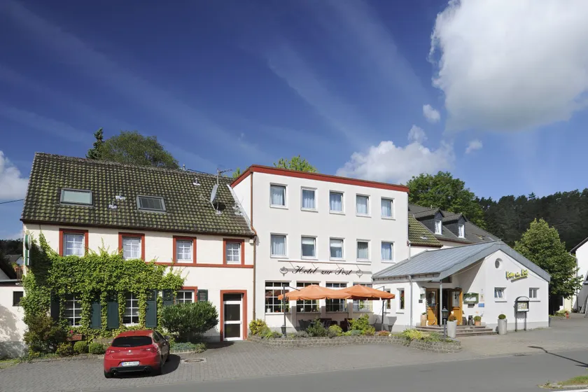 Hotel zur Post - Image 1