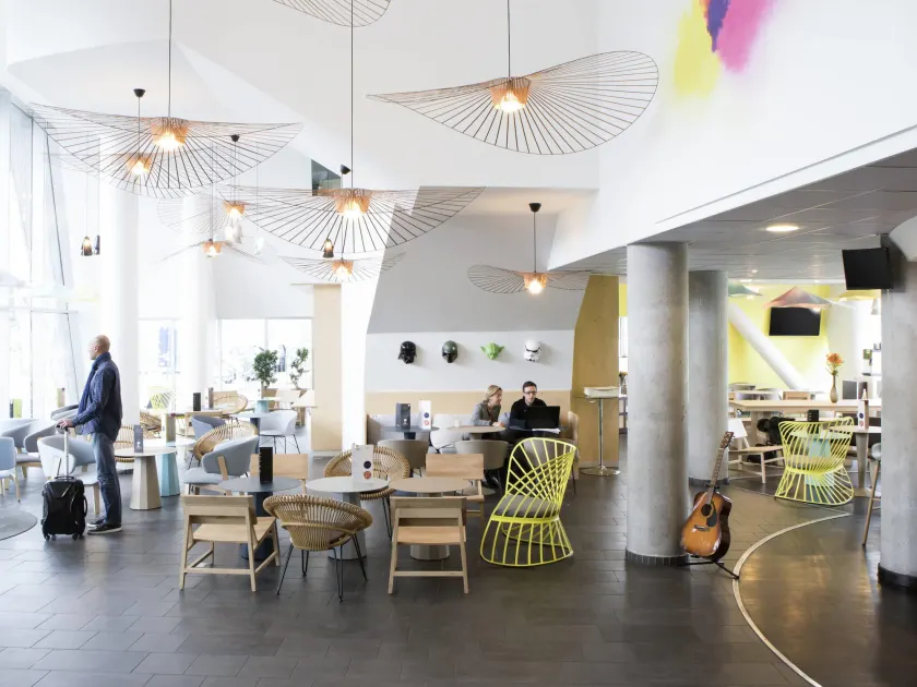 Novotel Suites Lille Europe - Image 1