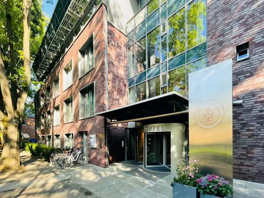 Hotel am Kloster - Image 1